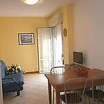 Apartment In 24415